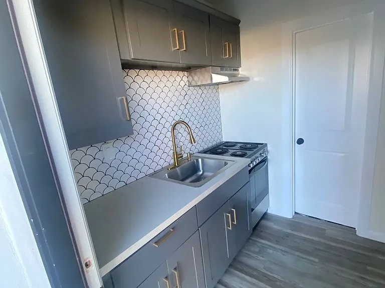 5642 Klump Ave — Photo 6
