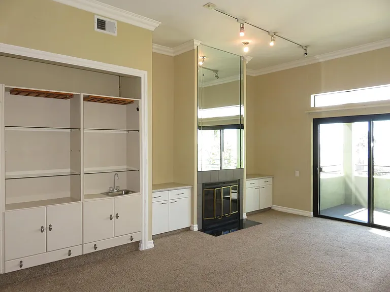 2442 Union St #1N — Photo 21