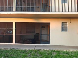 421 NE 1st St APT 114, Hallandale, FL 33009