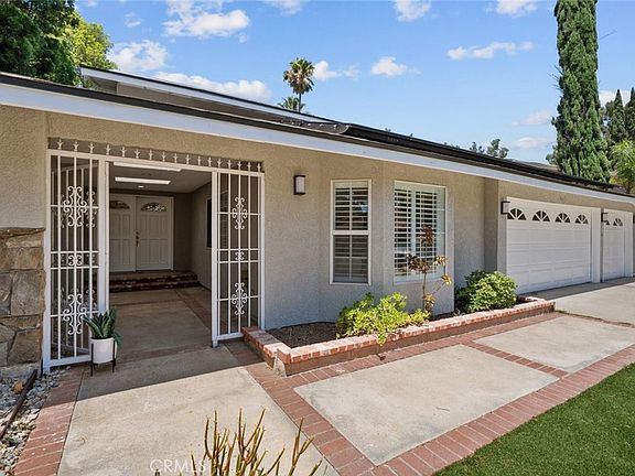3rd image of 11061 Granger Pl