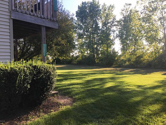 3rd image of 11359 40th Ave #11