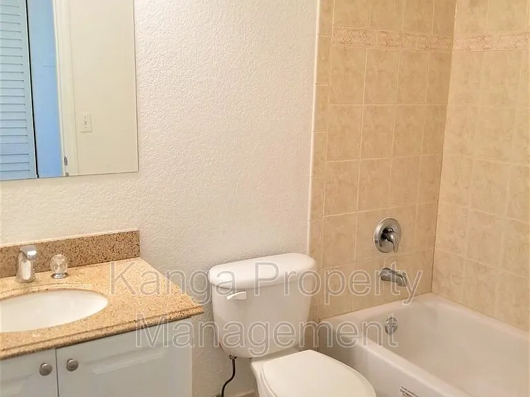 3221 SW 15th Ave — Photo 9