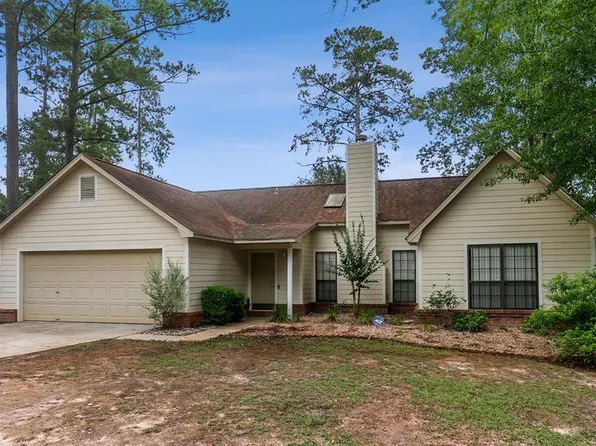 106 Yvonne Dr, Enterprise, AL 36330