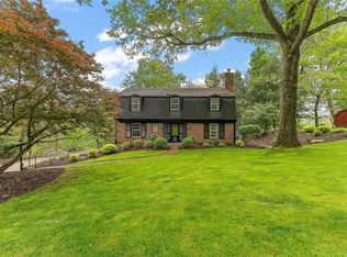 147 Woodshire Dr, Pittsburgh, PA 15215