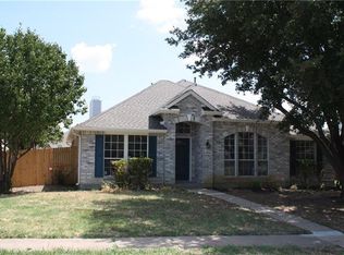 3934 Luke Ln, Carrollton, TX 75007