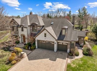 910 Tall Grass Ct, St Charles, IL 60174