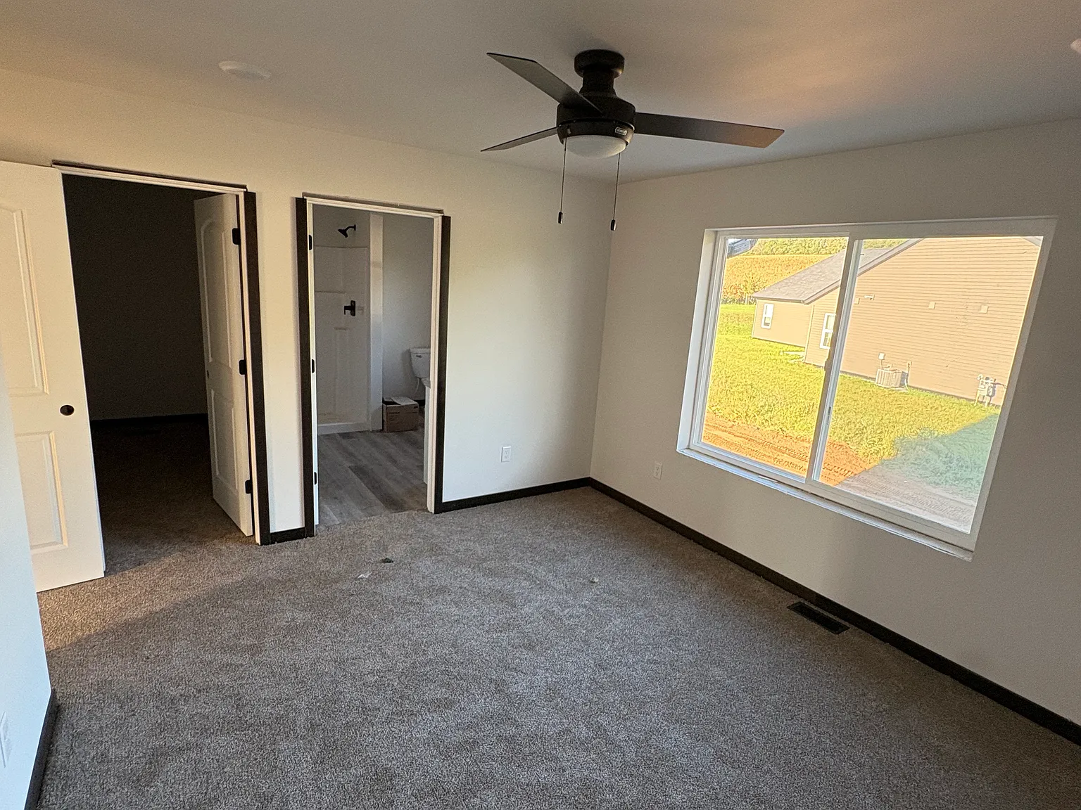 3 bed, 2.5 bath, 1750 sqft, $2,000 — Photo 3