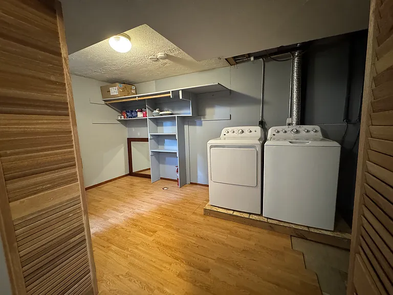 13519 Atwood Ave — Photo 35