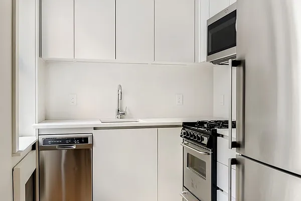 Rented by Akelius Real Estate Management | media 12