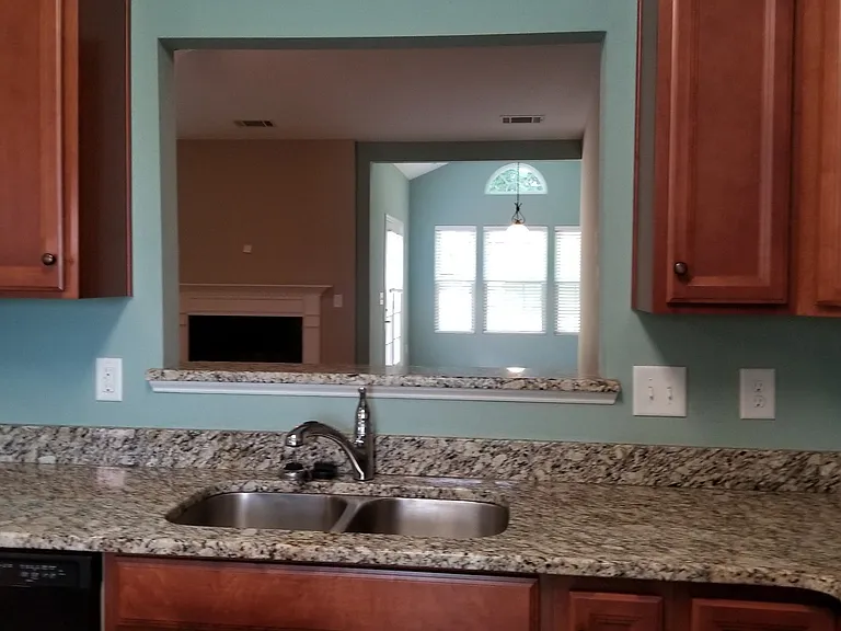 7908 Oakfield Grv — Photo 9