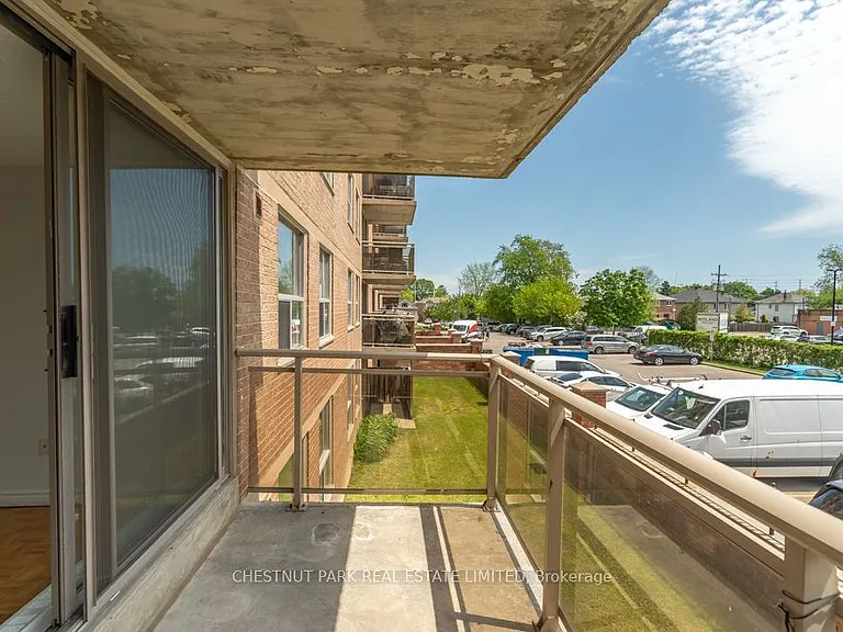 1060 Caven St #202 — Photo 20