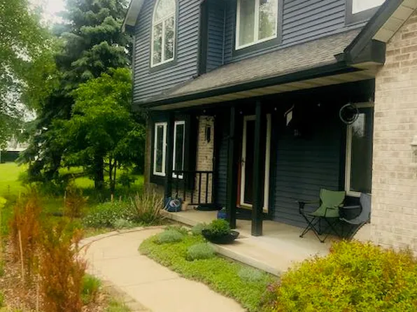 2521 Williams Dr, Stoughton, WI 53589