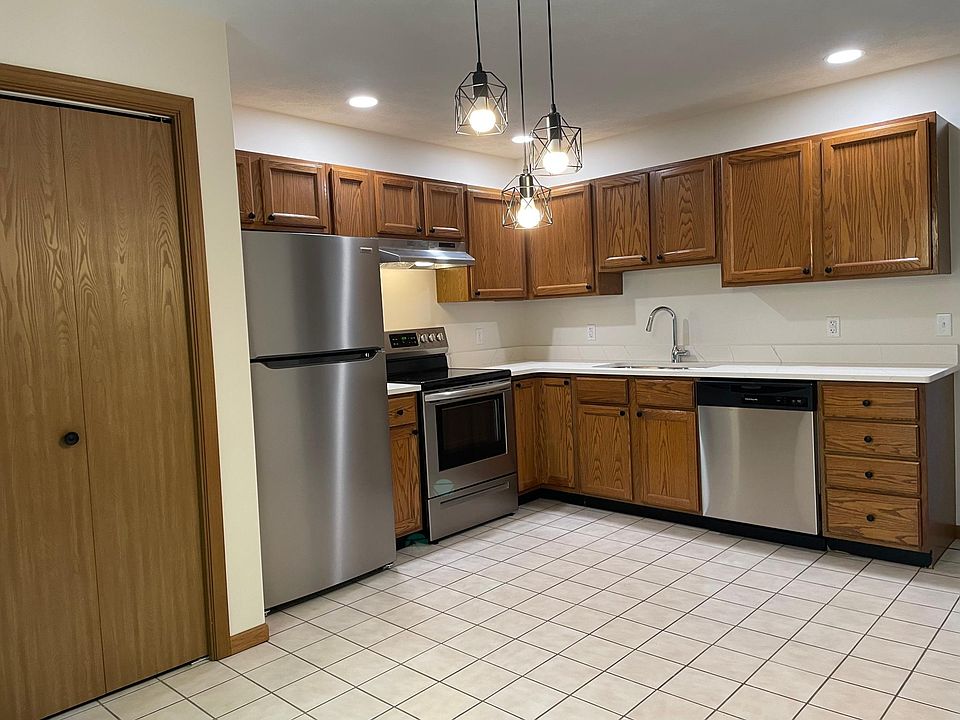 1st image of 207 Gusty Dr APT 52