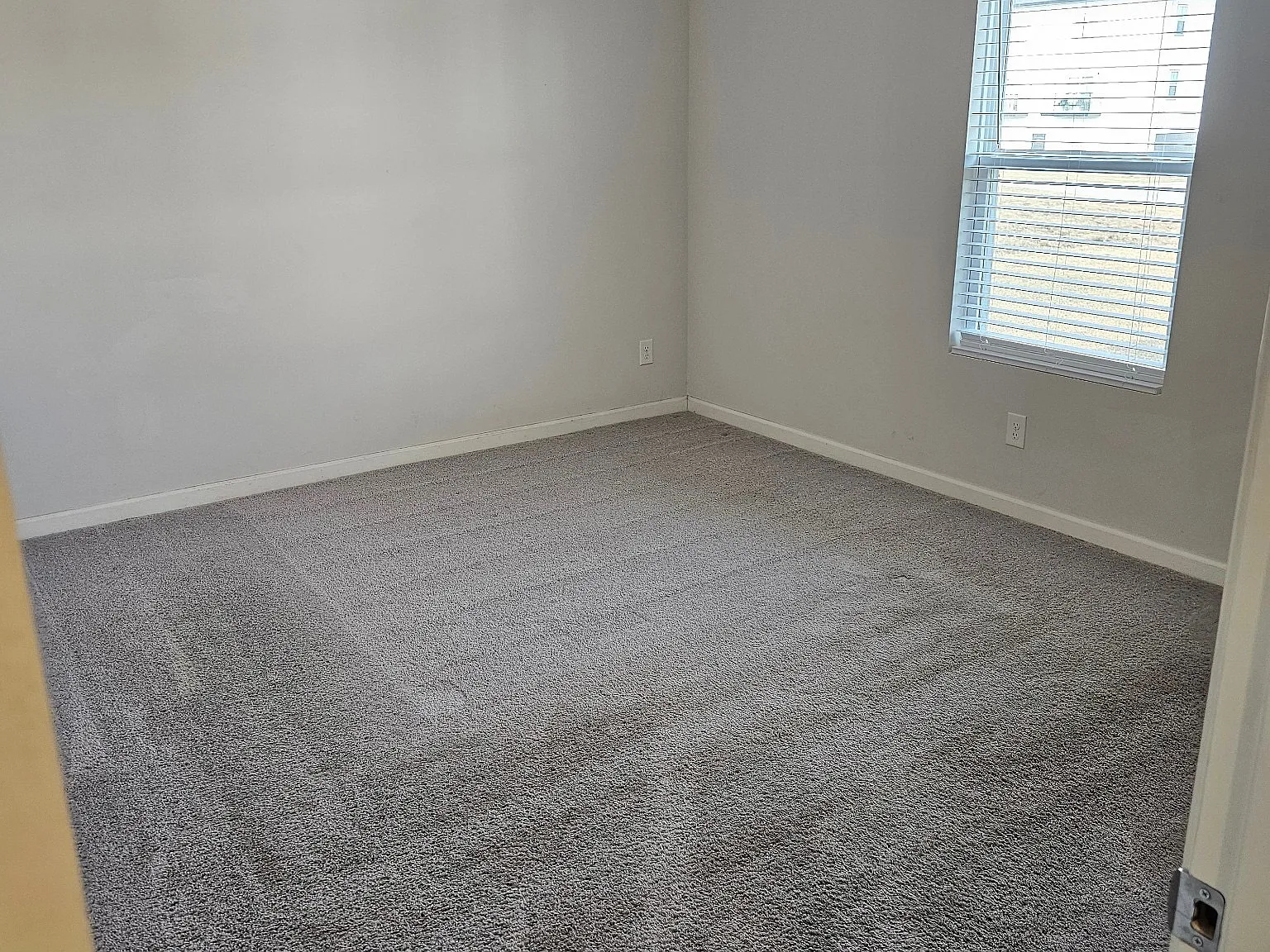 318 Post Oak Dr — Photo 4