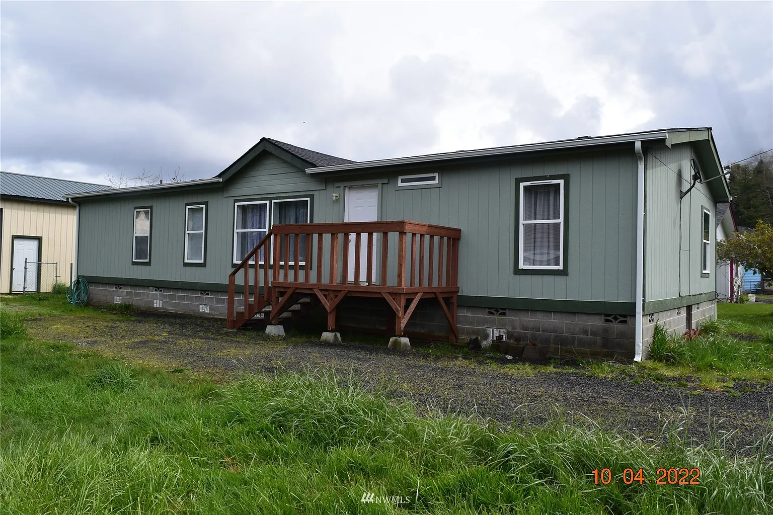 609 Water Street photo 1