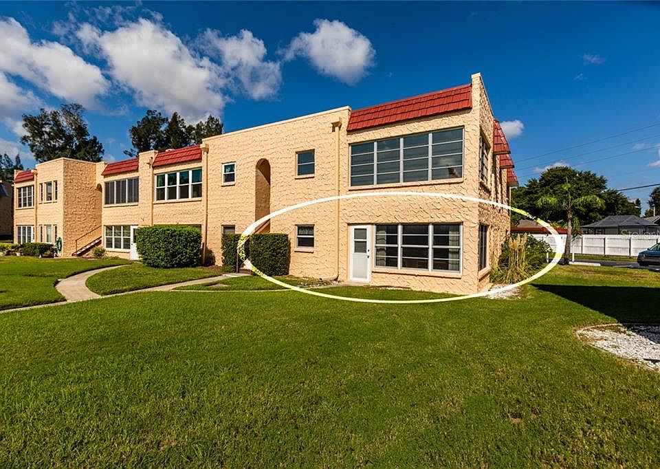 1st image of 113 Cedarwood Cir #113