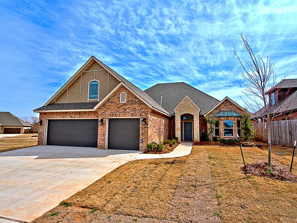 1st image of 1804 Lago Dr
