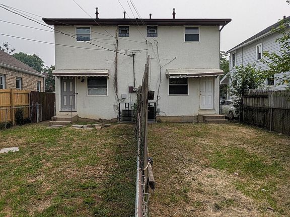 5th image of 625-627 Wrexham Ave