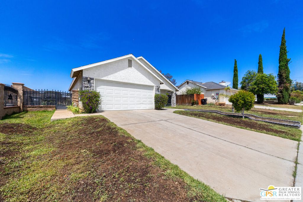 13525 Ninebark St, Moreno Valley, CA - View 3