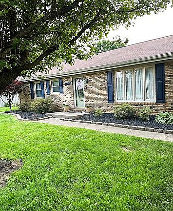 2nd image of 607 Green Valley Pl