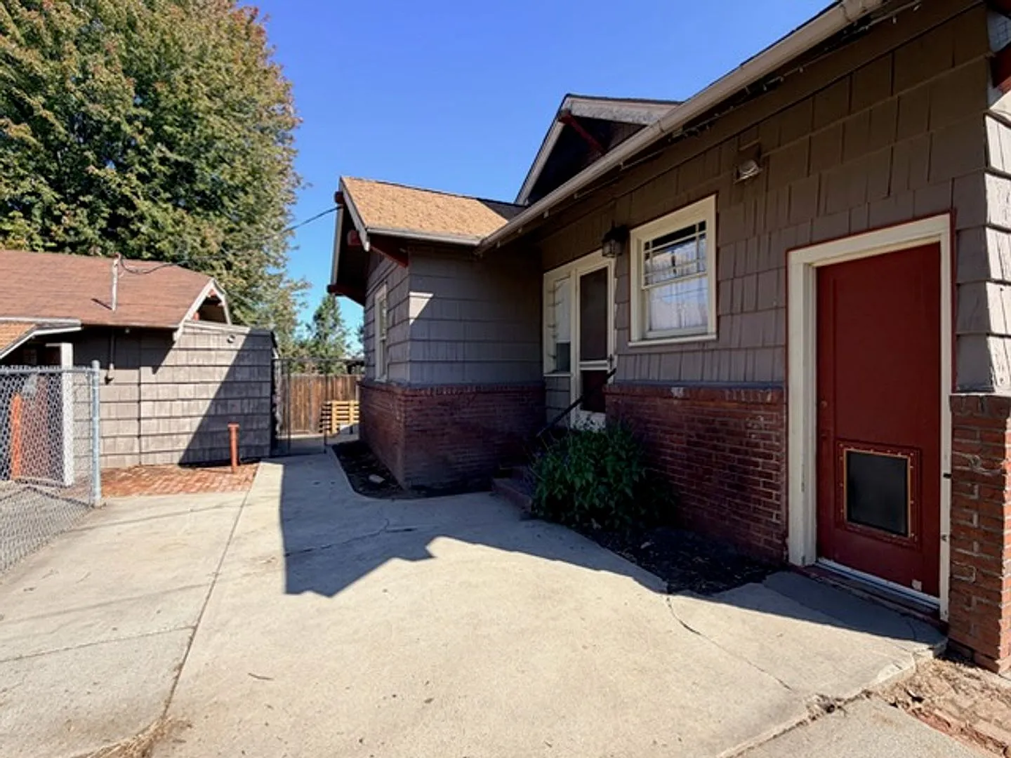 Beautiful 3 bed, 1.75 bath home in the Wenatchee's Historic District! — Photo 4