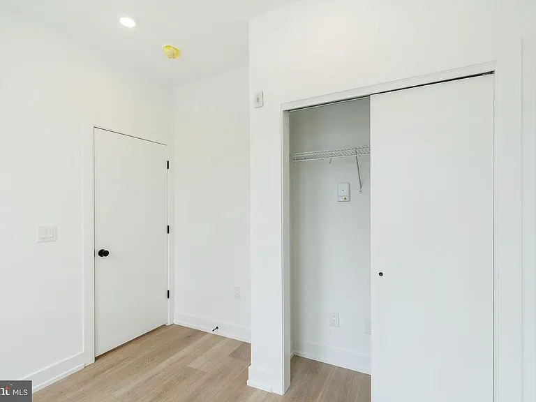 2002 Frankford Ave #201 — Photo 13