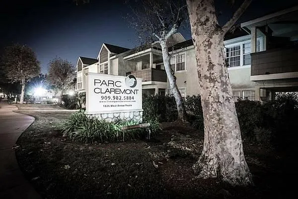 Parc Claremont — Photo 17
