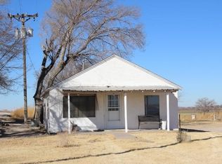 146 N Red Bridge Rd, Roswell, NM 88201