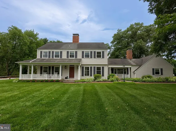 1228 Hunsicker Rd, Lancaster, PA 17601