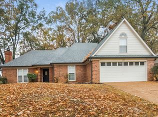 8695 Chris Suzanne Cir, Cordova, TN 38018