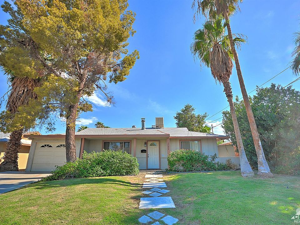 1st image of 77535 California Dr