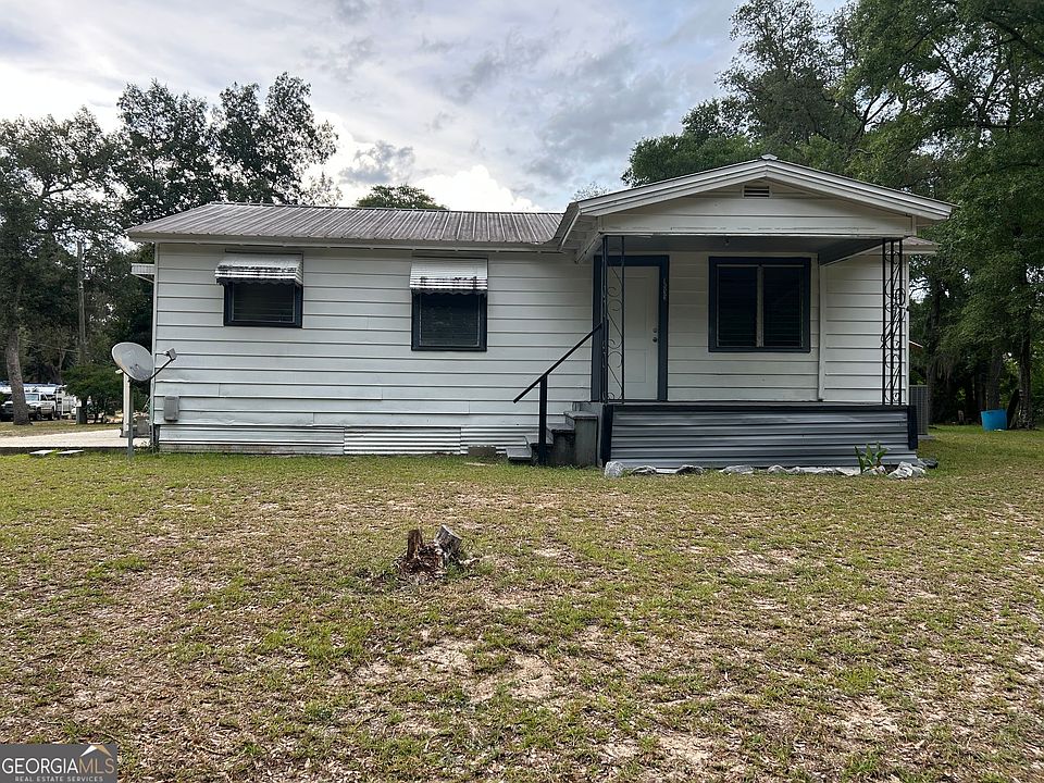 1st image of 1533 Joy Bluff Rd