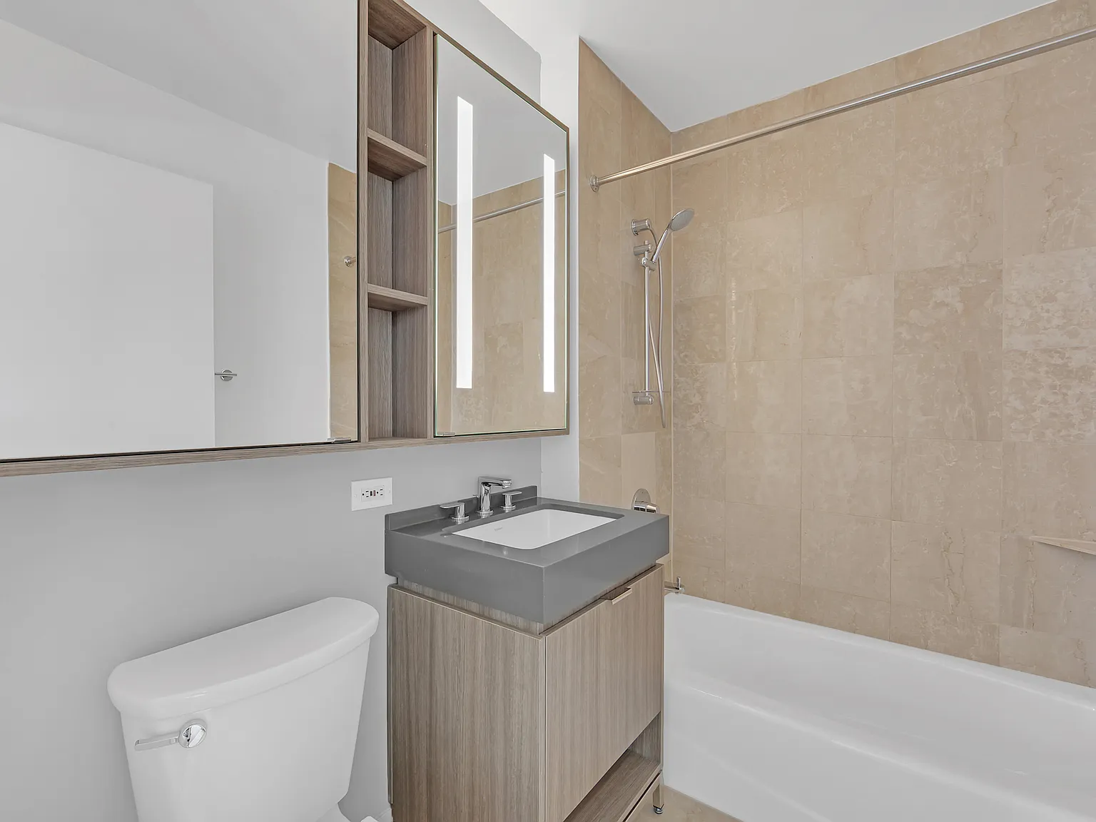 77 West 24th Street — Photo 3