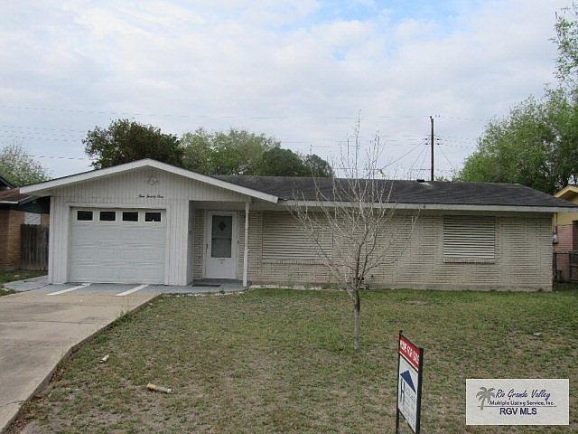 1st image of 121 E Barbara Ave