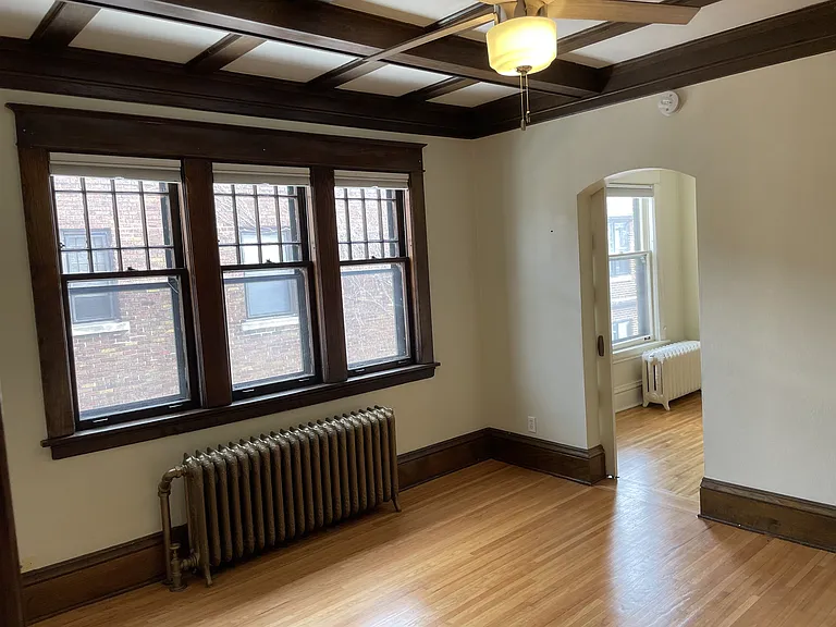 833 Grand Apartments — Photo 4