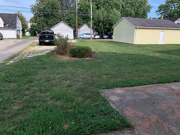 4th image of 620 S Main Ave