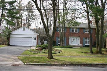 1st image of 3807 Woodside Dr