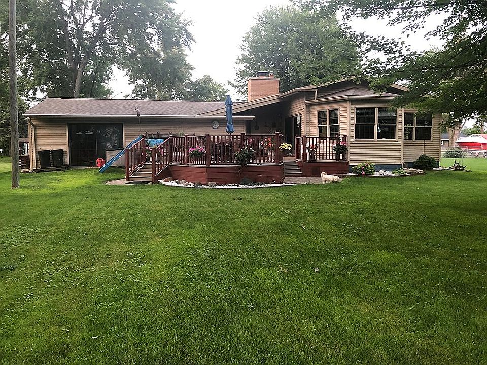 2nd image of 2527 Robbins Ct