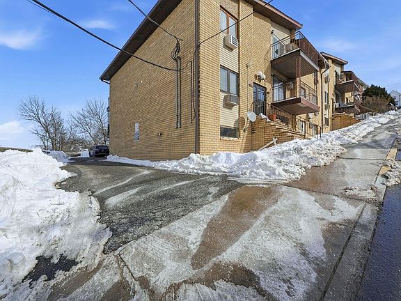 2nd image of 1604 74th St Unit 202