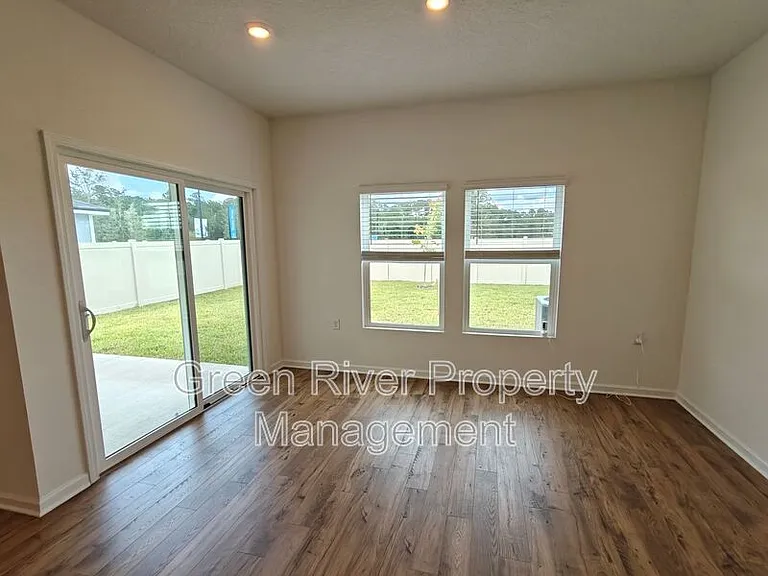 5724 Lagoon Cruise Way — Photo 17