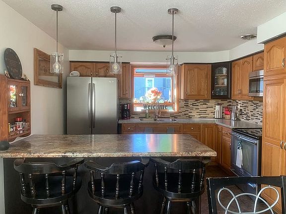 5th image of 609 N Oneida Ave