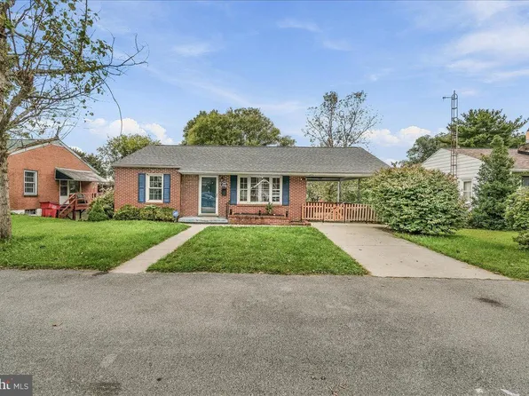 11010 Clinton Ave, Hagerstown, MD 21740