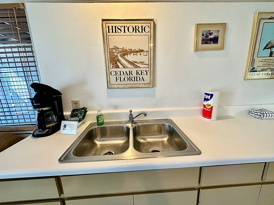 211 2nd St Cedar Key FL Zillow