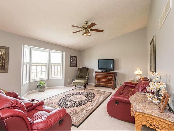 5th image of 1815 Adkinson Dr