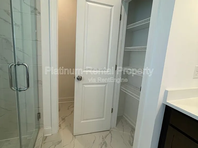 5221 Riden Ct — Photo 27