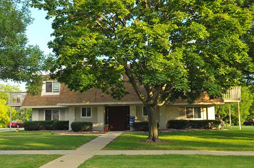 2nd image of 1328-1336-1376 Meadowcreek Dr