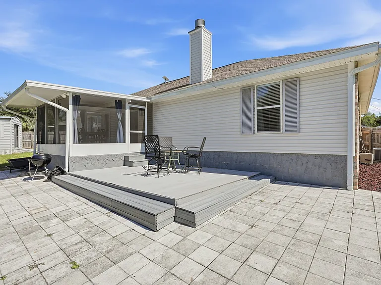 4761 Connor Dr — Photo 30