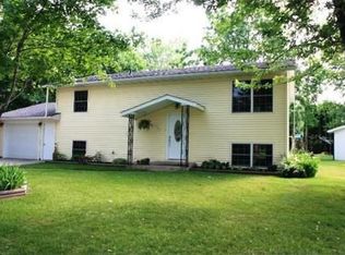 233 Maple Dr, Foley, MN 56329