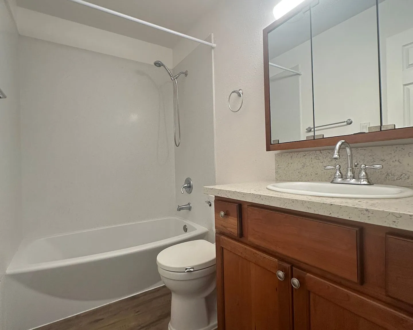 Morningside At Carmichael Apartment Hones — Photo 4