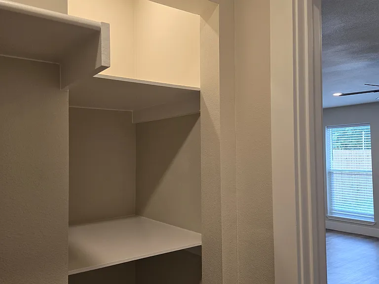 4411 Dovewood Dr — Photo 11